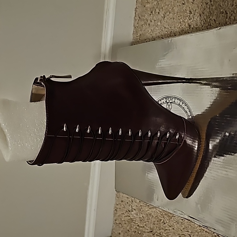 Eastyn boots